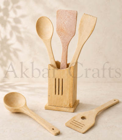 5-piece China wood cooking spoons set with matching holder